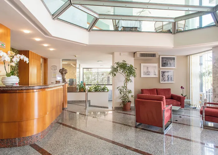 Colorado Отель Чезенатико